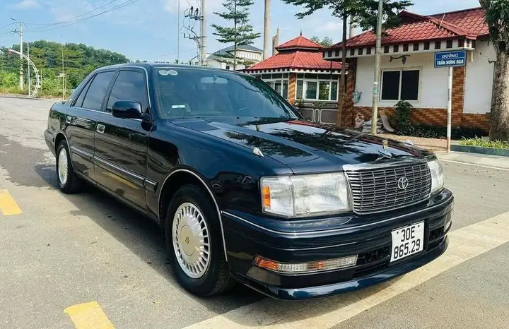 Ban Xe O To Toyota Doi 1997