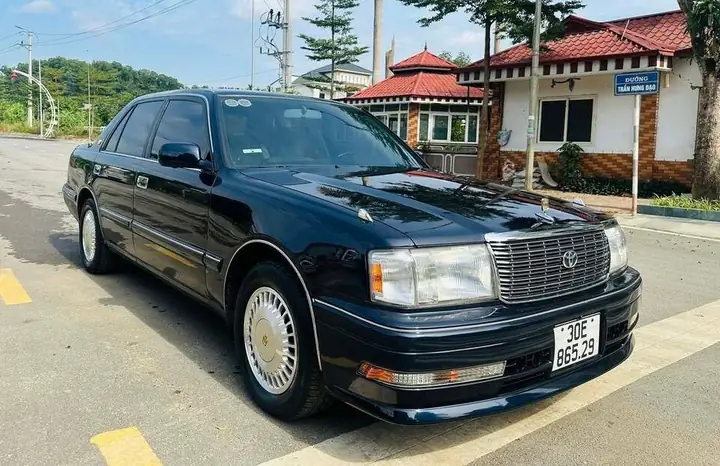 Ban Xe O To Toyota Doi 1997