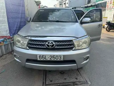 Bán Xe Toyota Fortuner 2009 Máy Dầu Bán Xe Toyota Fortuner 2009 Máy Dầu