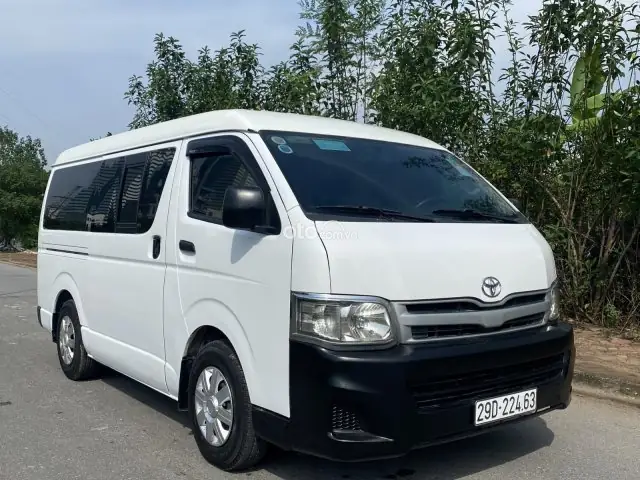 Ban Xe Toyota Hiace May Dau Doi 2011