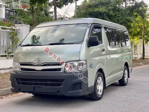 Ban Xe Toyota Hiace May Dau Doi 2011