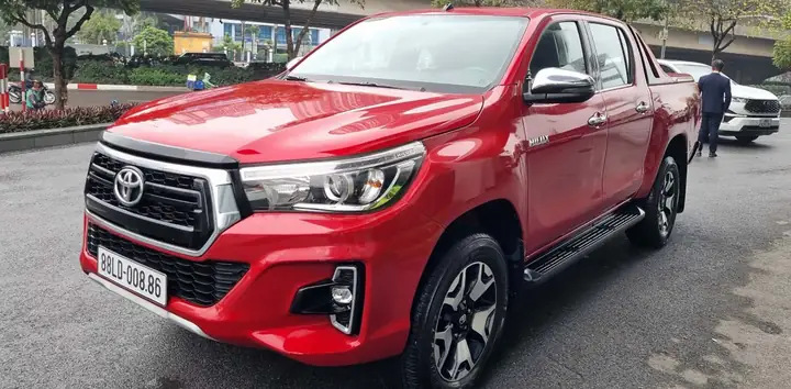 Bán Xe Toyota Hilux 2018 Cũ