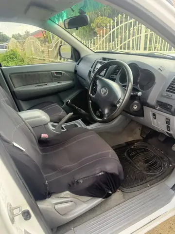 Ban Xe Toyota Hilux Doi 2007