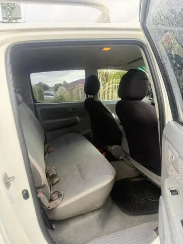 Ban Xe Toyota Hilux Doi 2007