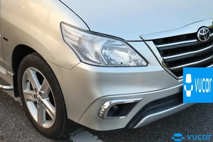 Bán Xe Toyota Innova 2.0 E 2015