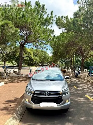 Bán Xe Toyota Innova 2.0 E 2017