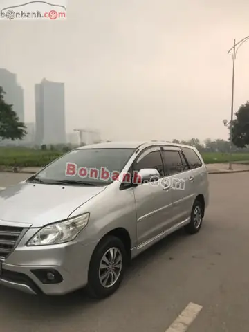 Bán Xe Toyota Innova E 2015