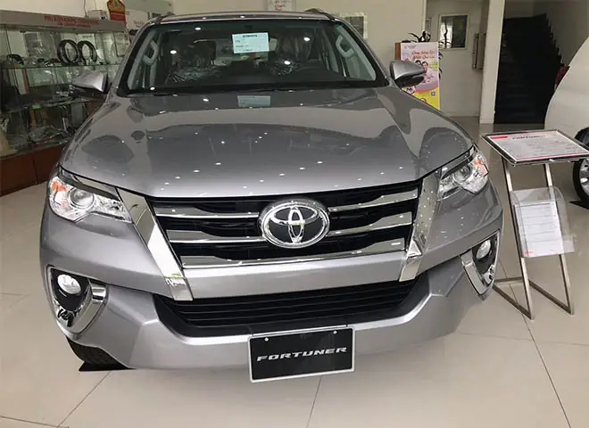 Bảng Giá Xe Ô Tô Toyota Fortuner 2019