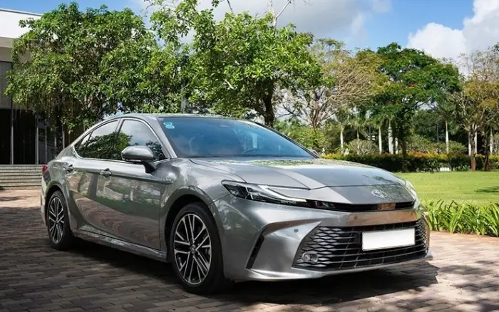 Bảng Giá Xe Toyota Camry Av