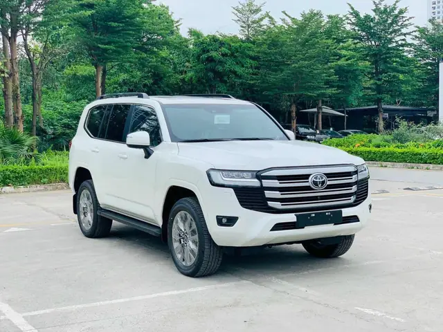 Bảng Giá Xe Toyota Land Cruiser V8