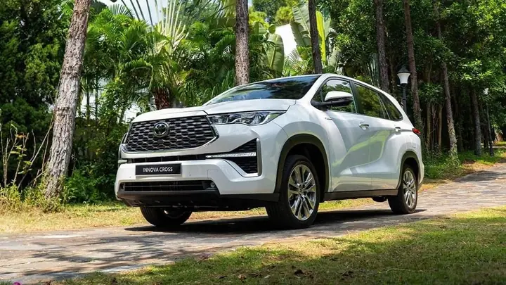 Bảng Giá Xe Toyota Tháng 12