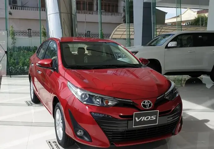Bảng Giá Xe Toyota Tháng 2 2019