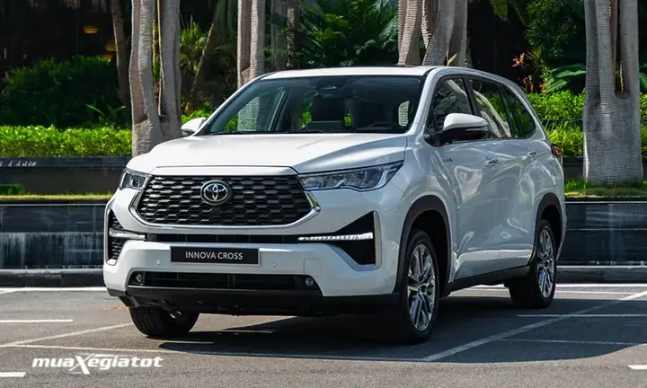Bao Gia Se Toyota Inova 2.0 Bao Gia Se Toyota Inova 2.0