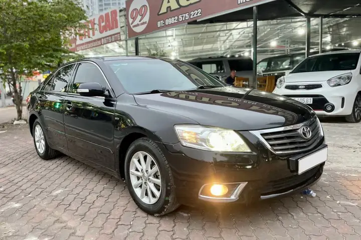 Báo Giá Xe Toyota Camry 2.4g 2008