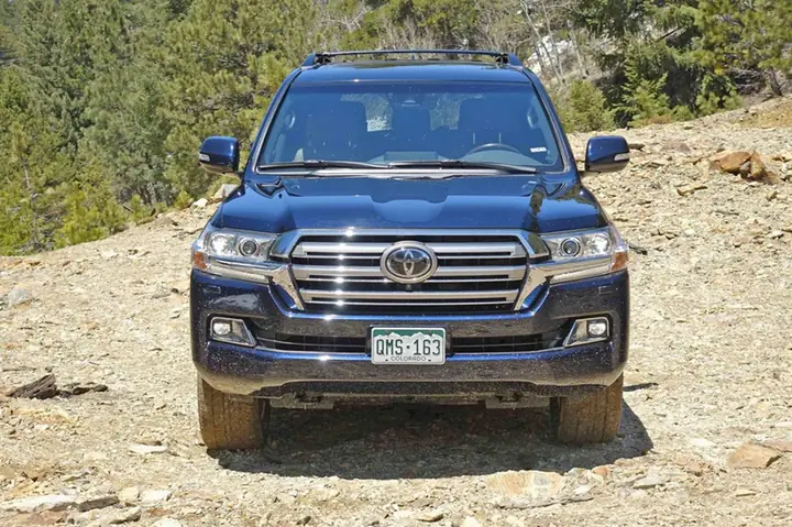 Bật Bluetooth Toyota Land Cruiser 2016