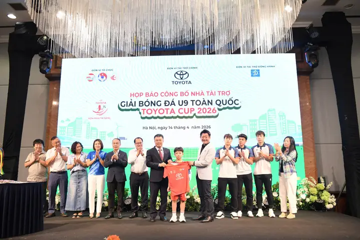 Cac Chuong Trinh Tai Tro Cua Toyota Voi Bong Da