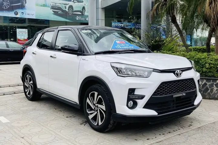 Các Xe Toyota Rẻ Nhất Việt Nam