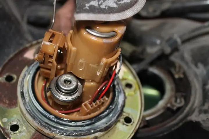 Cách Khắc Phục Lỗi Bơm Xăng Toyota Cách Khắc Phục Lỗi Bơm Xăng Toyota