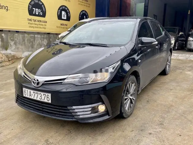 Can Ban Gap Toyota Altis 2018 Mau Den