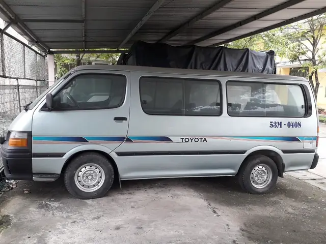 Cần Mua Toyota 16 Chỗ Đời 2008