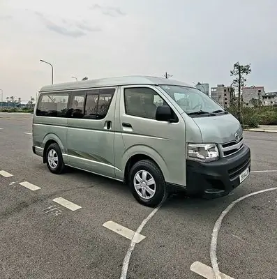 Cần Mua Xe Toyota 16 Chỗ Cũ