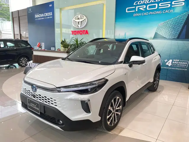 Chênh Lệch Giá Xe Toyota Từ Nhật Về Việt Nam