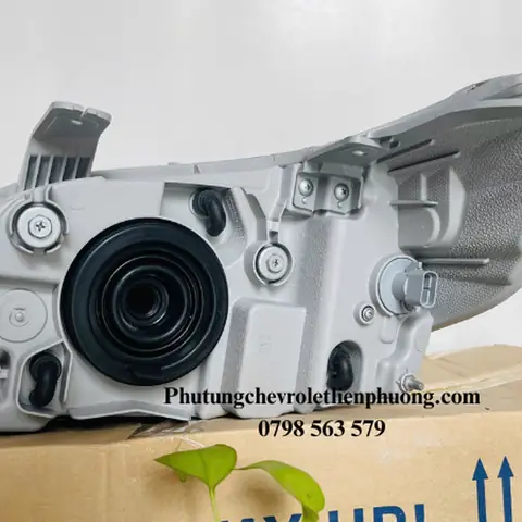 Chevrolet Va Toyota Nen Mua Hang Nao