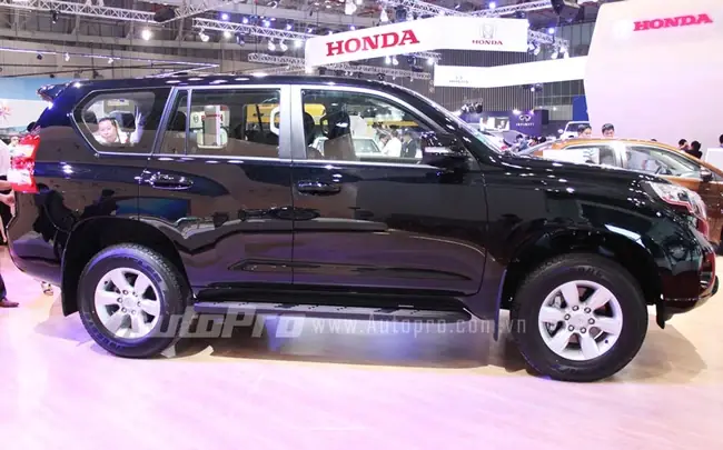 Chi Tiết Xe Toyota Land Cruiser Prado 2013