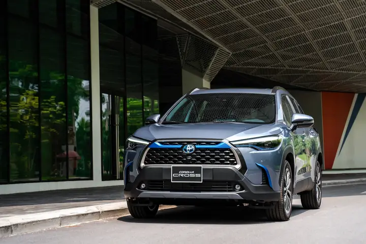 Chiếc Xe Đâu Tiên Của Toyota Sử Dụng Phun Xăng