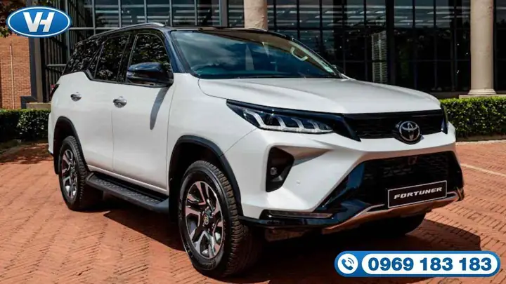 Cho Thuê Xe Toyota Fortuner 7 Chỗ