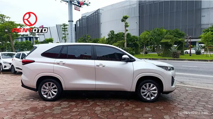 Cho Thuê Xe Tự Lái Toyota Innova