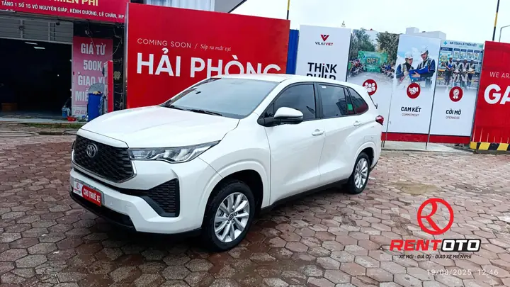 Cho Thuê Xe Tự Lái Toyota Innova