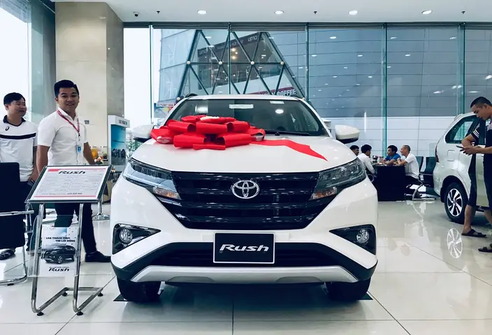 Co Dai Ly Nao Ban Xe Toyota Rush