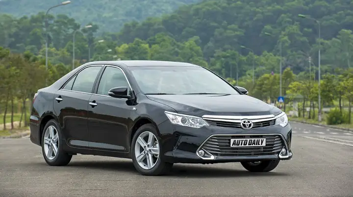 Có Nên Mua Toyota Camry 2000