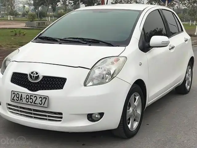 Có Nên Mua Toyota Yaris 2007