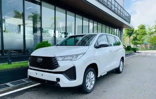 Có Nên Mua Xe Cũ Toyota Land Cruiser 2000
