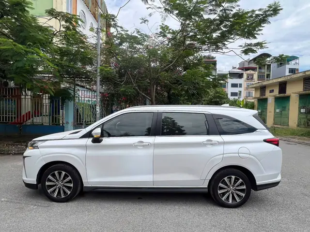 Có Nên Mua Xe Cũ Xe Toyota Land Cruiser 2000