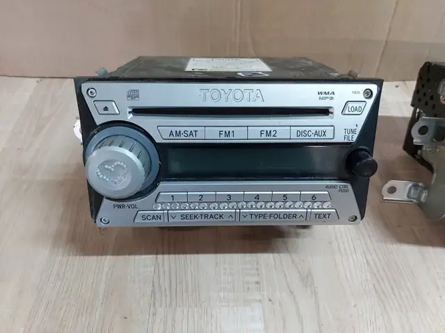 Conection Aux In Cd Toyota 86120