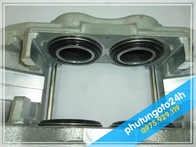 Cùm Tay Thăng Xe Fortuner Toyota Cùm Tay Thăng Xe Fortuner Toyota