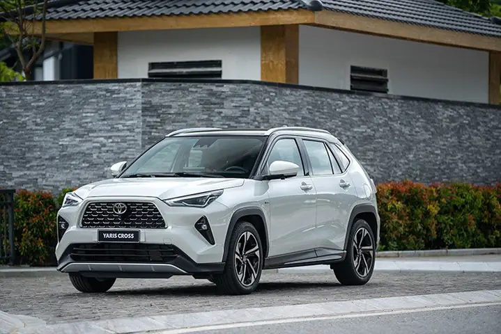 Cuộc Cạnh Tranh Giữa Mercedes Và Toyota Cuộc Cạnh Tranh Giữa Mercedes Và Toyota