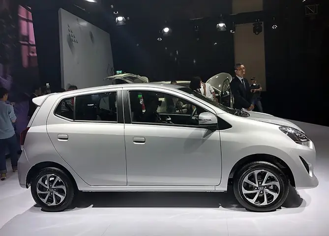 Dahatsu Rush Va Wigo Ve Viet Nam Toyota