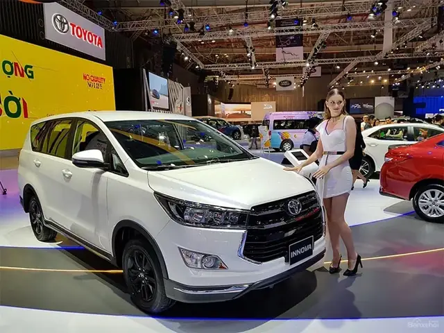 Danh Gia Toyota Innova E 2019