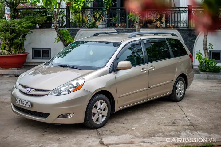 Danh Gia Xe Toyota Sienna 2007
