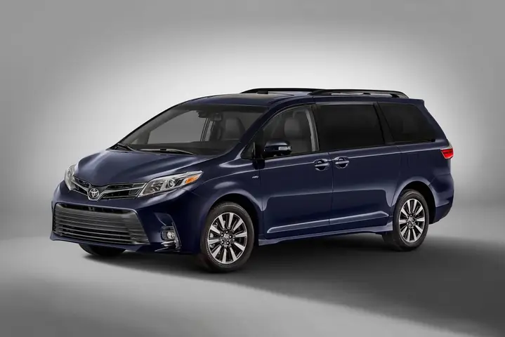 Danh Gia Xe Toyota Sienna 2008