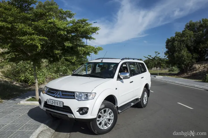 Danh Gia Xe Toyota Zace Va Misubisi Jo