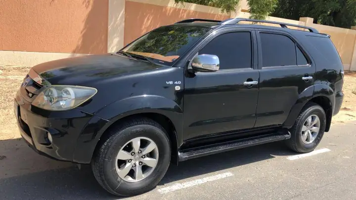 Dinh Gia Toyota Fortuner Đoi 2008 Nhap Khau