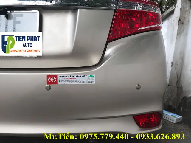 Dộ Cảm Biến Lùi Xe Toyota