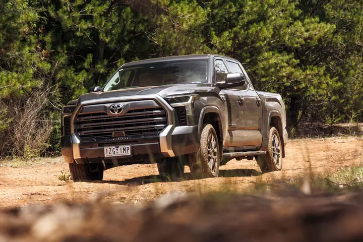 Dodge Ram 1500 Vs Toyota Tundra Review