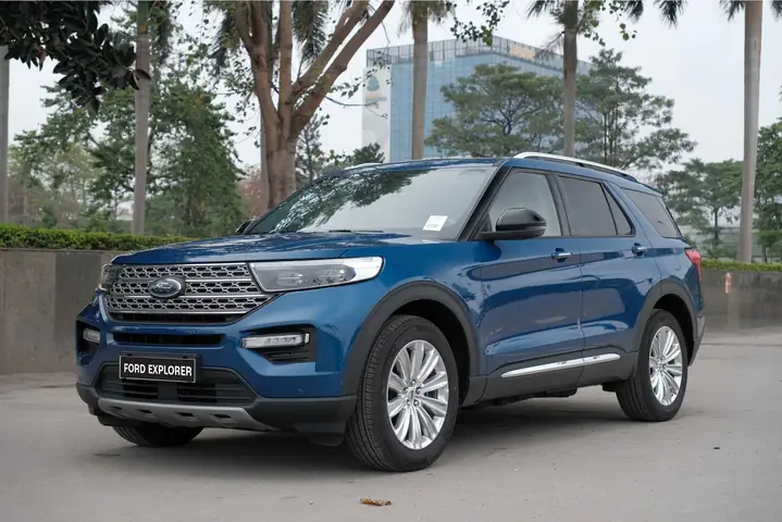 Ford Explorer Vs Toyota Prado Price