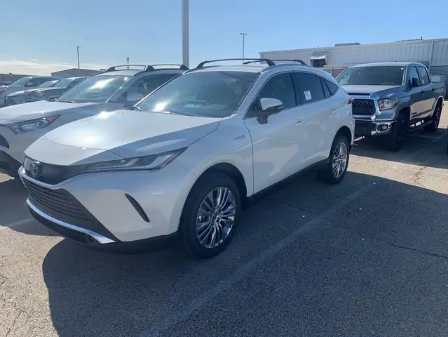 Gia Ban Toyota Venza Tai Viet Nam